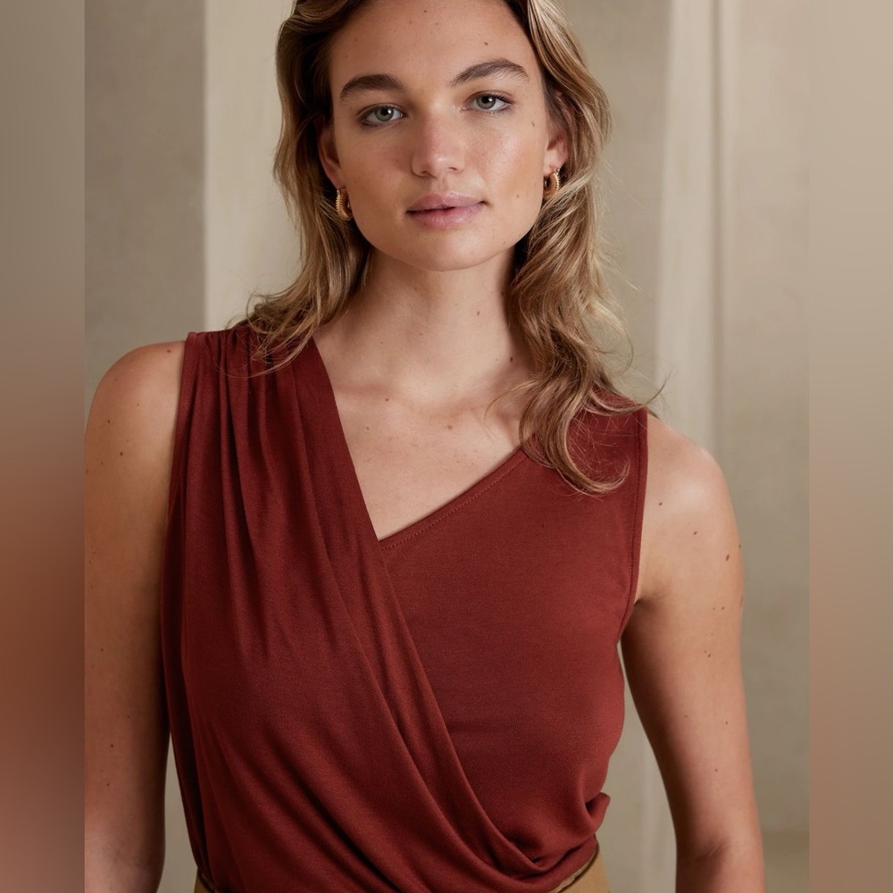 Banana Republic Asymmetrical Rayon Top in Dark Spiced Rum